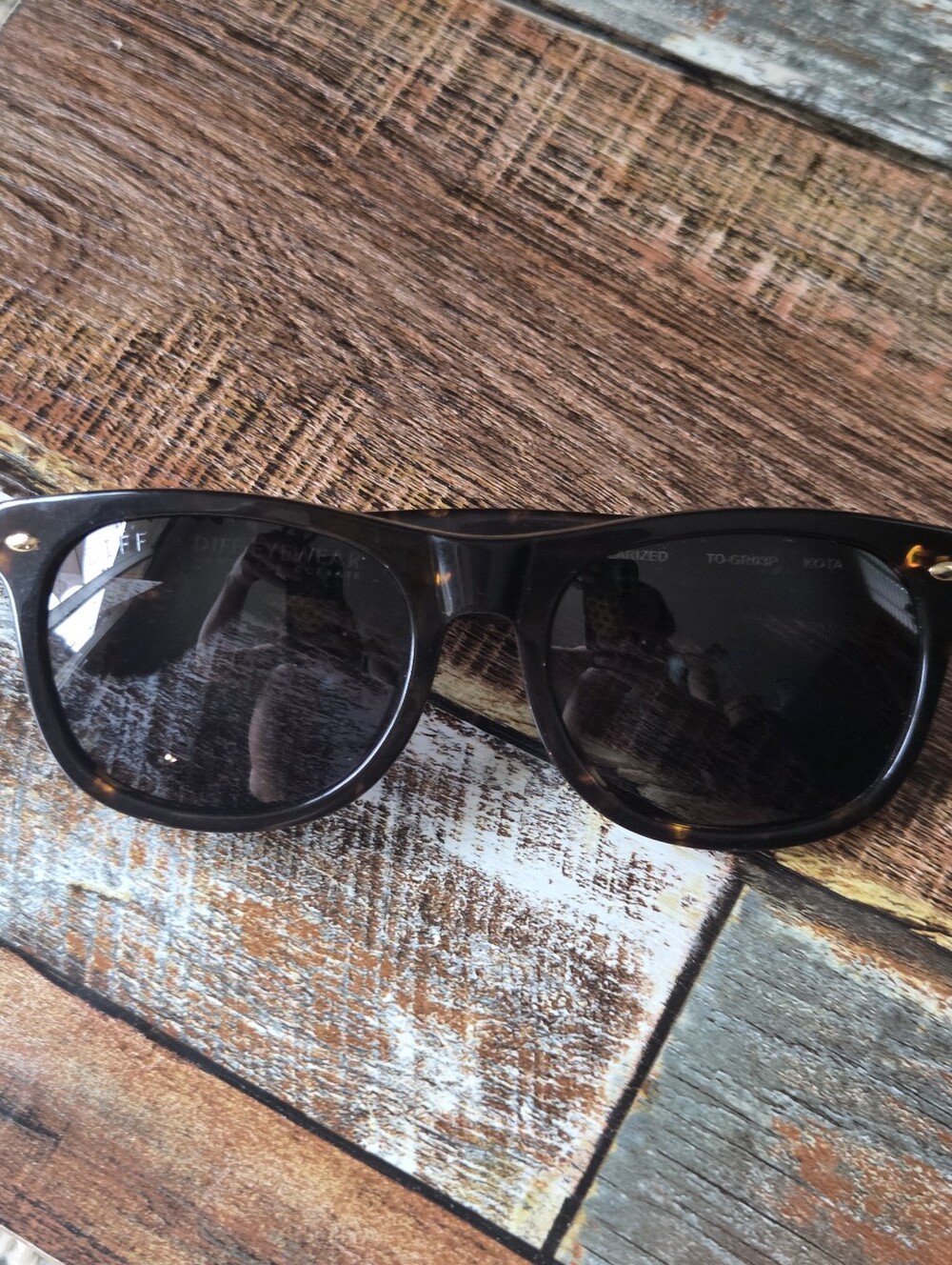 DIFF Women's Polarized Black Tortoiseshell Sunglasses